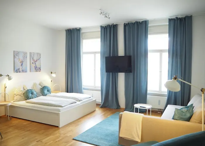 Apstay ǀ Parking Option & Self Check-in Грац