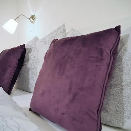 Apstay ǀ Parking Option & Self Check-in * グラーツ