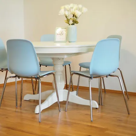 Apstay ǀ Parking Option & Self Check-in * 그라츠