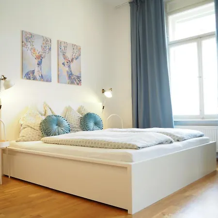 Apstay ǀ Free Parking & Self Check-in * Graz