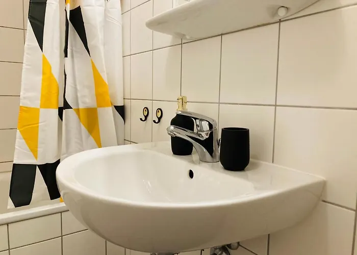 Apartment Apstay ǀ Parking Option & Self Check-in *